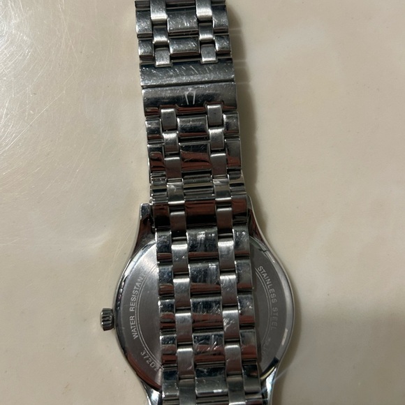 Bulova Watch - Picture 5 of 8